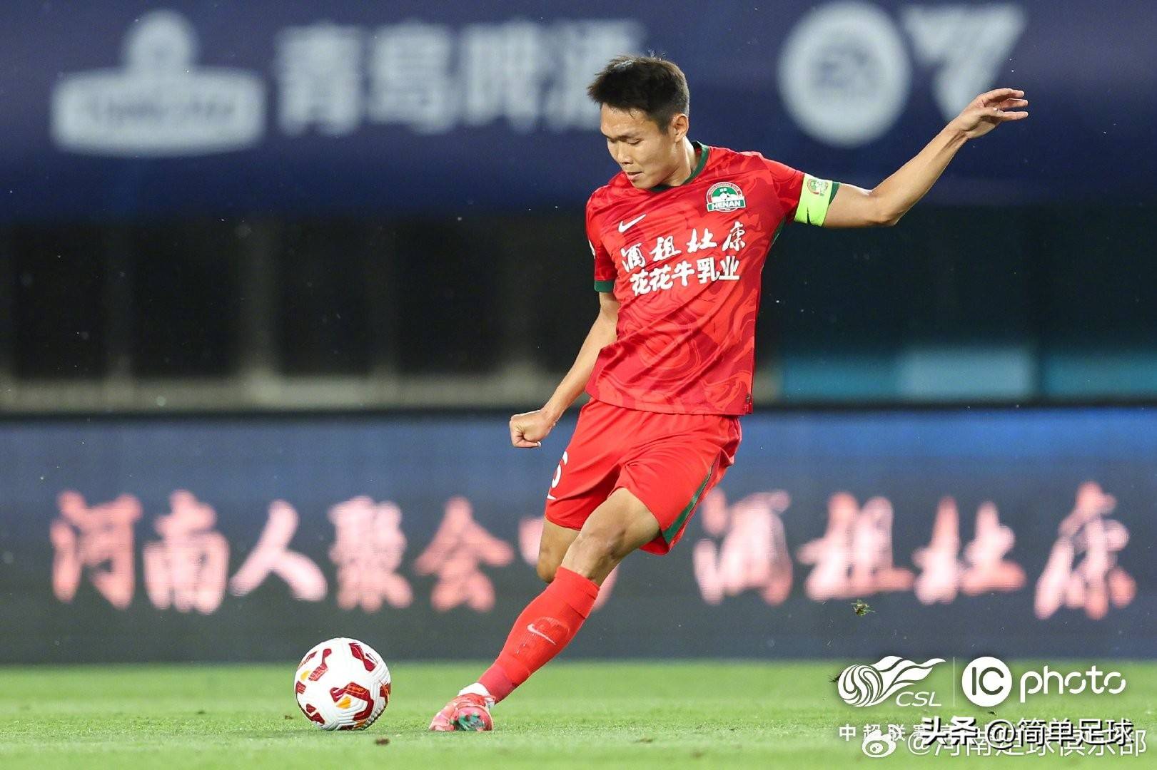 关于河南队球员在比赛中表现出色，取得惊人胜利的信息