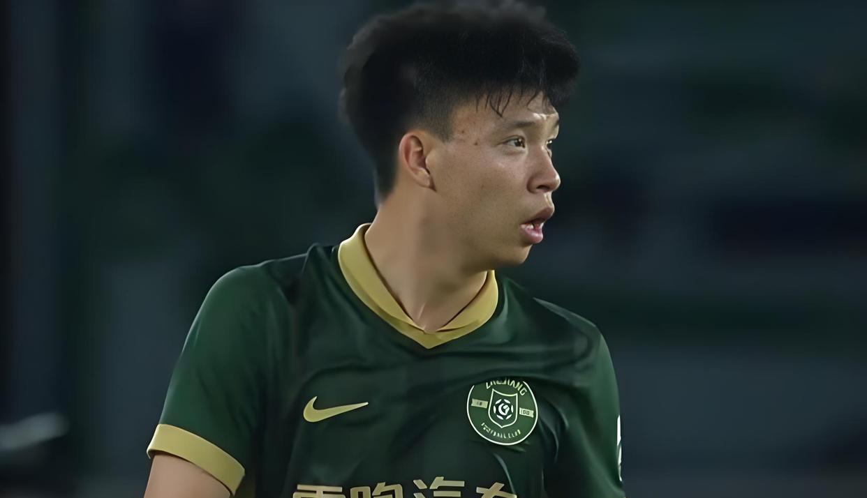 本土球员战技突破,引发球迷热议 本土球员战技突破,引发球迷热议