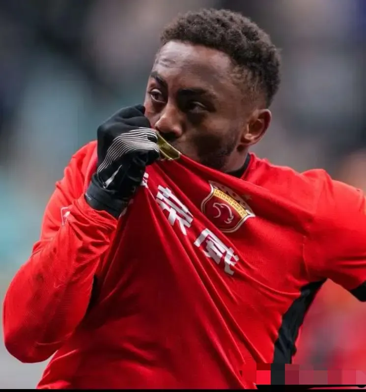 包含海布里主帅赞誉年轻球员,球队前途一片光明的词条 包含海布里主帅赞誉年轻球员,球队前途一片光明的词条