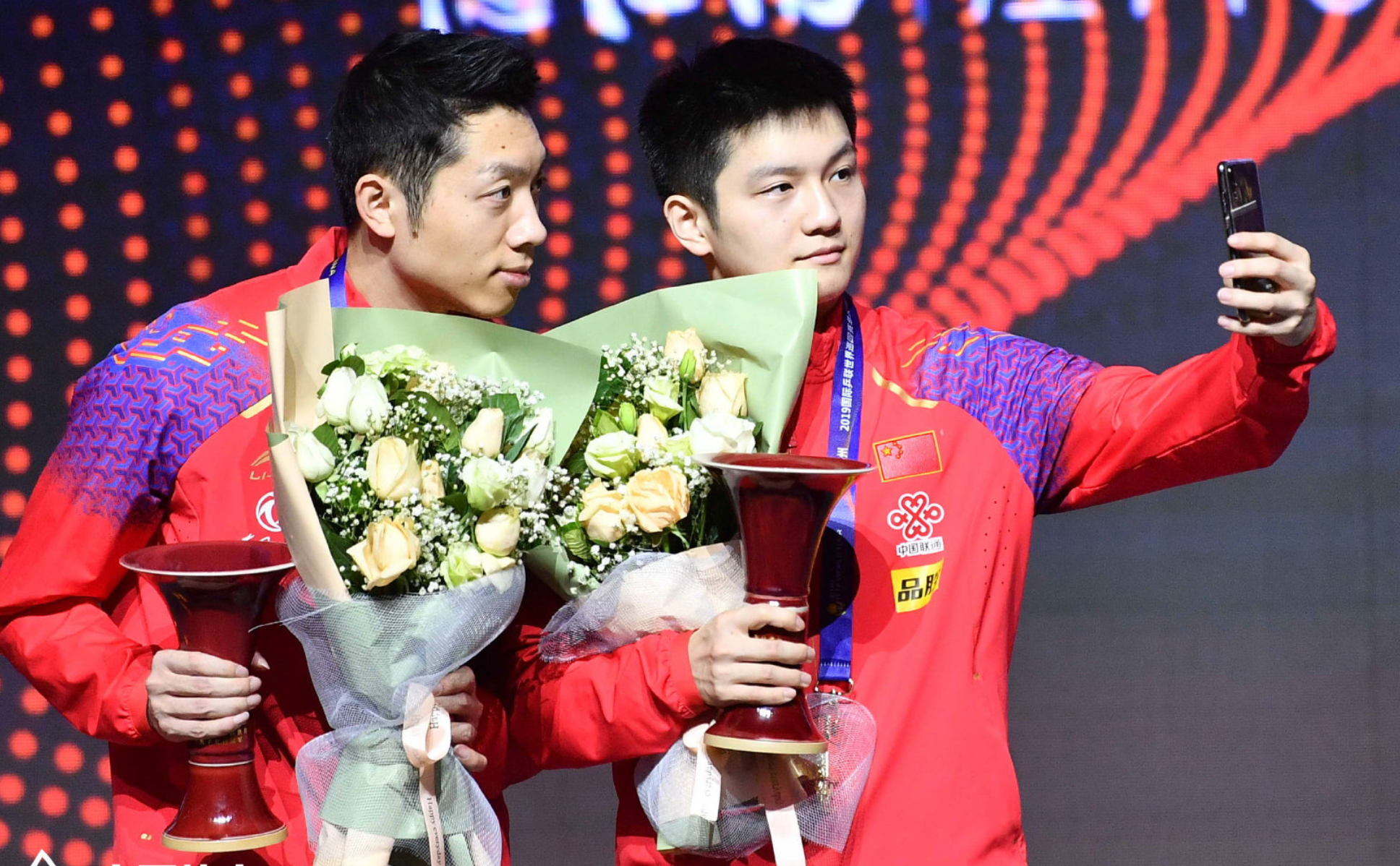 中国队横扫法国队，许昕统治全场