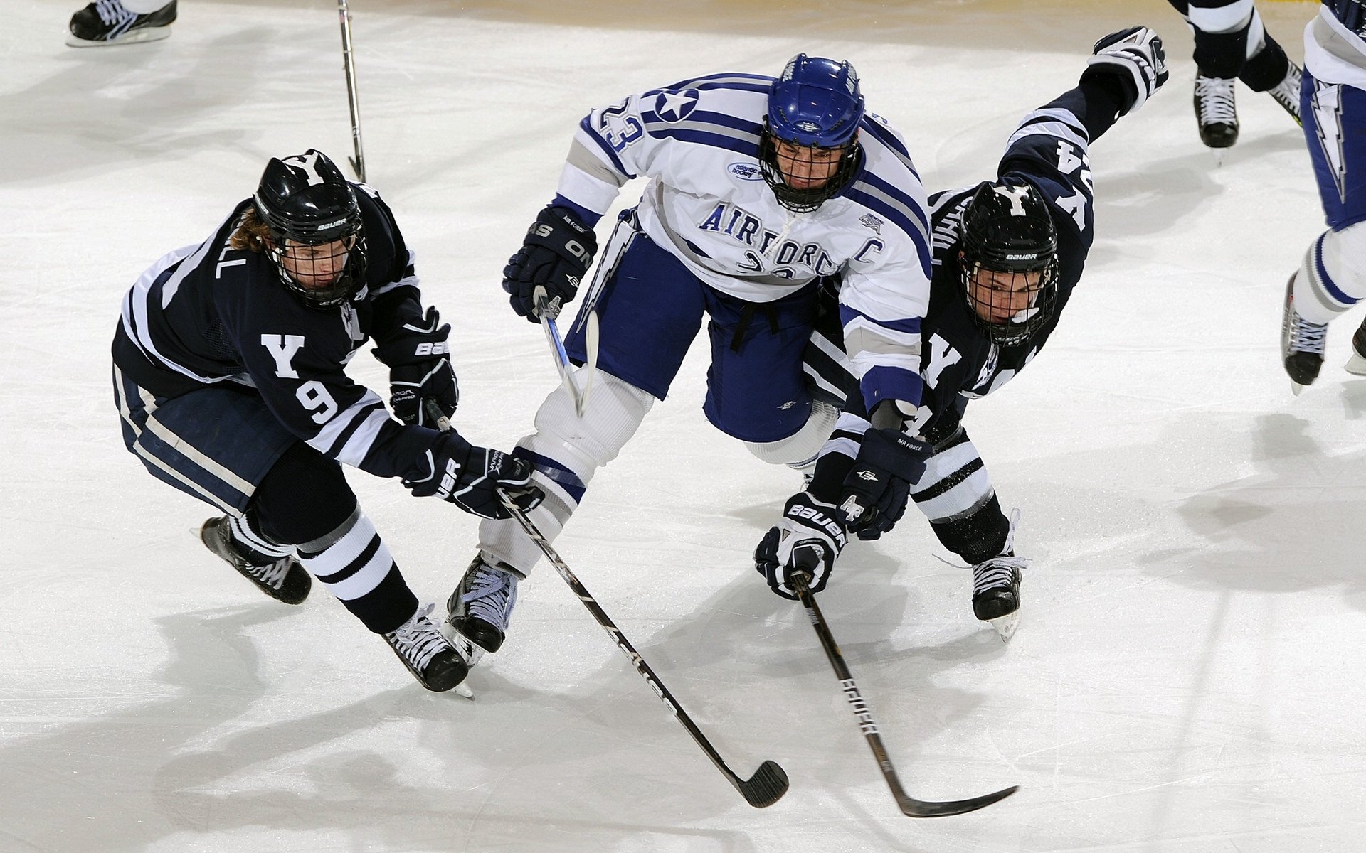 西决生死战焦点战，巴西血拼美国，一场定义篮球未来的对决